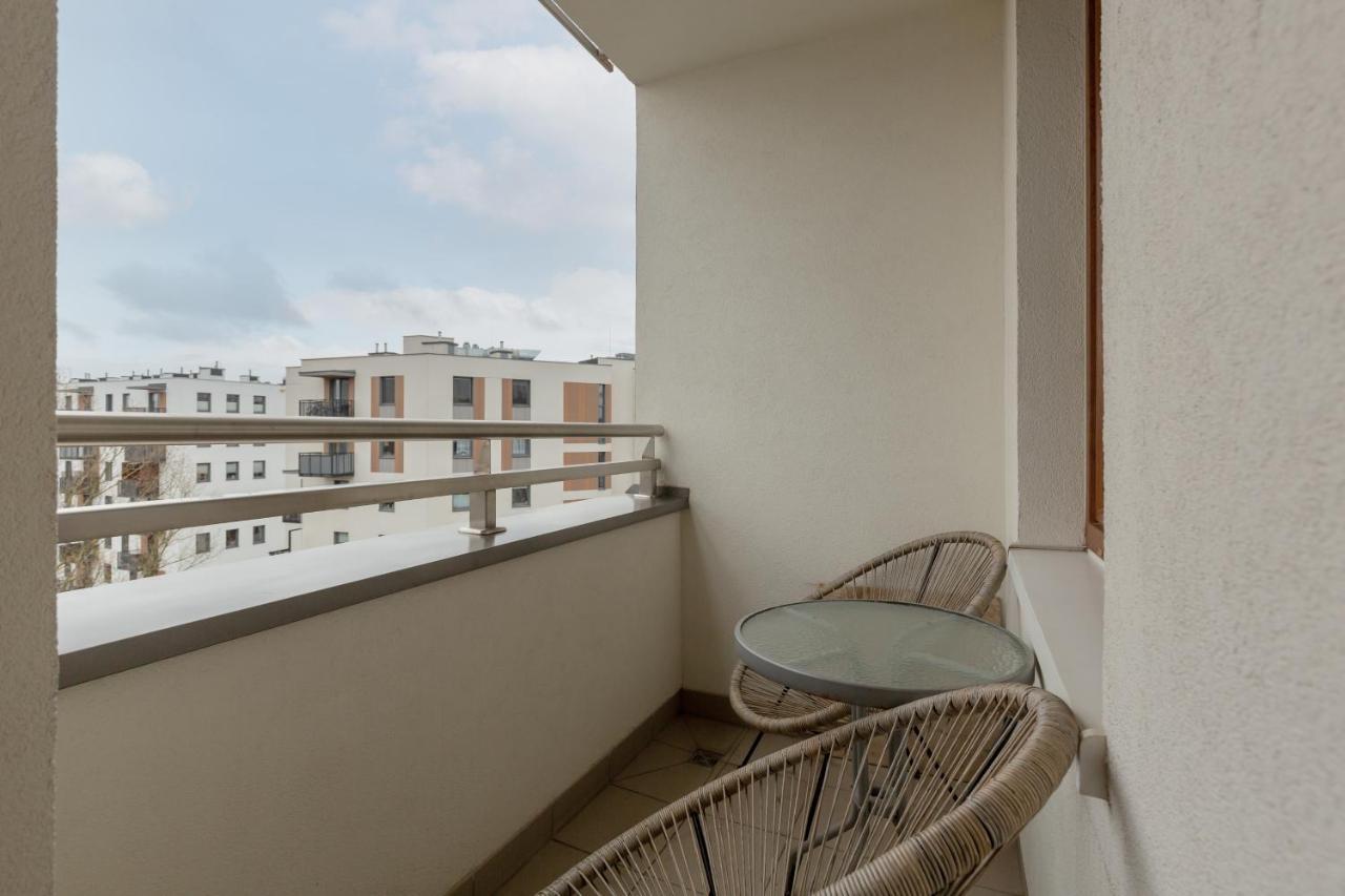 Apartament Na Woli Sowinskiego By Noclegi Renters Warszawa Exteriör bild